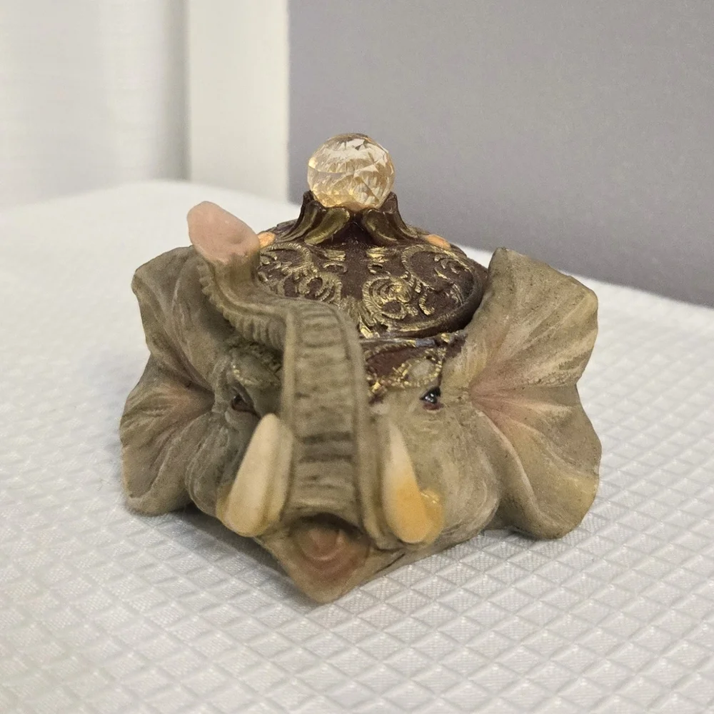 Vtg Dimontti Elephant Trinket Box Resin Composite Embellished Vanity Decor Italy